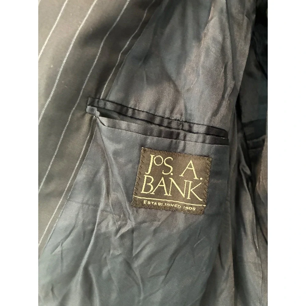 Jos A Bank Mens Gray Pinstripe Wool/ Cashmere‎ Blend Suit, 41R Jacket,35 R Pants